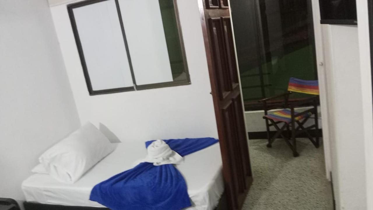 Hotel La Avenida Guatapé Екстериор снимка